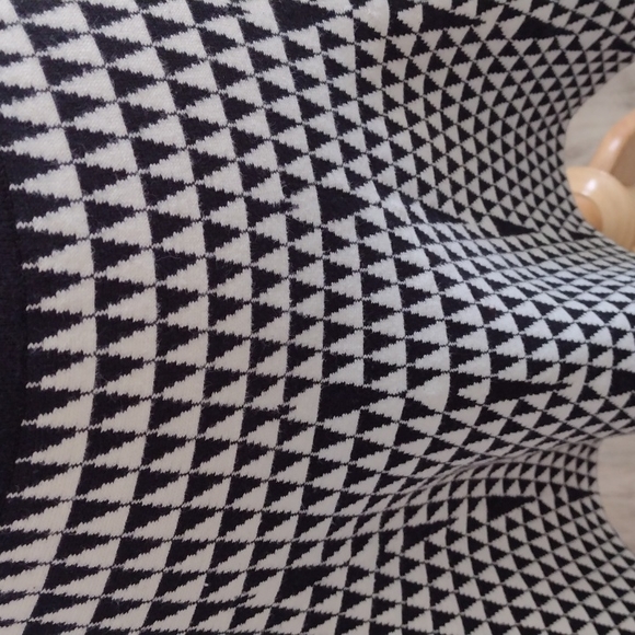 Bebe Black & White Mini Skirt - Picture 8 of 8